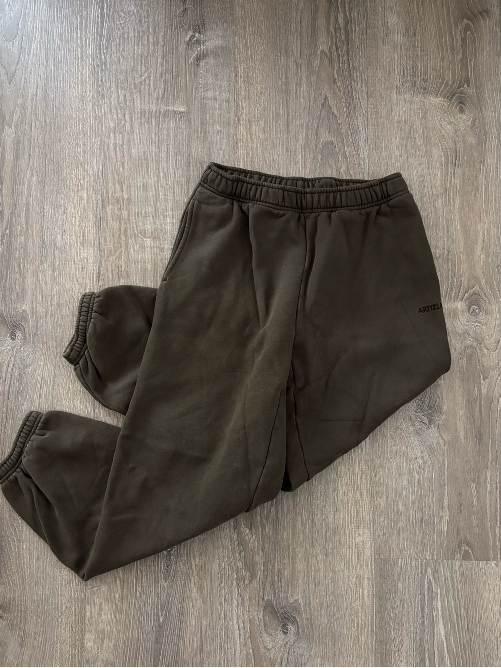ARITZIA Cozy Sweatfleece Mega Jogger Sweat Pants (XS)